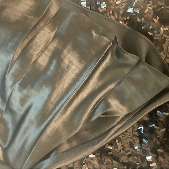 DKNY 100% Silk Black Sequins Dress Amazing Condition Worn Once! - Picture 4 of 5